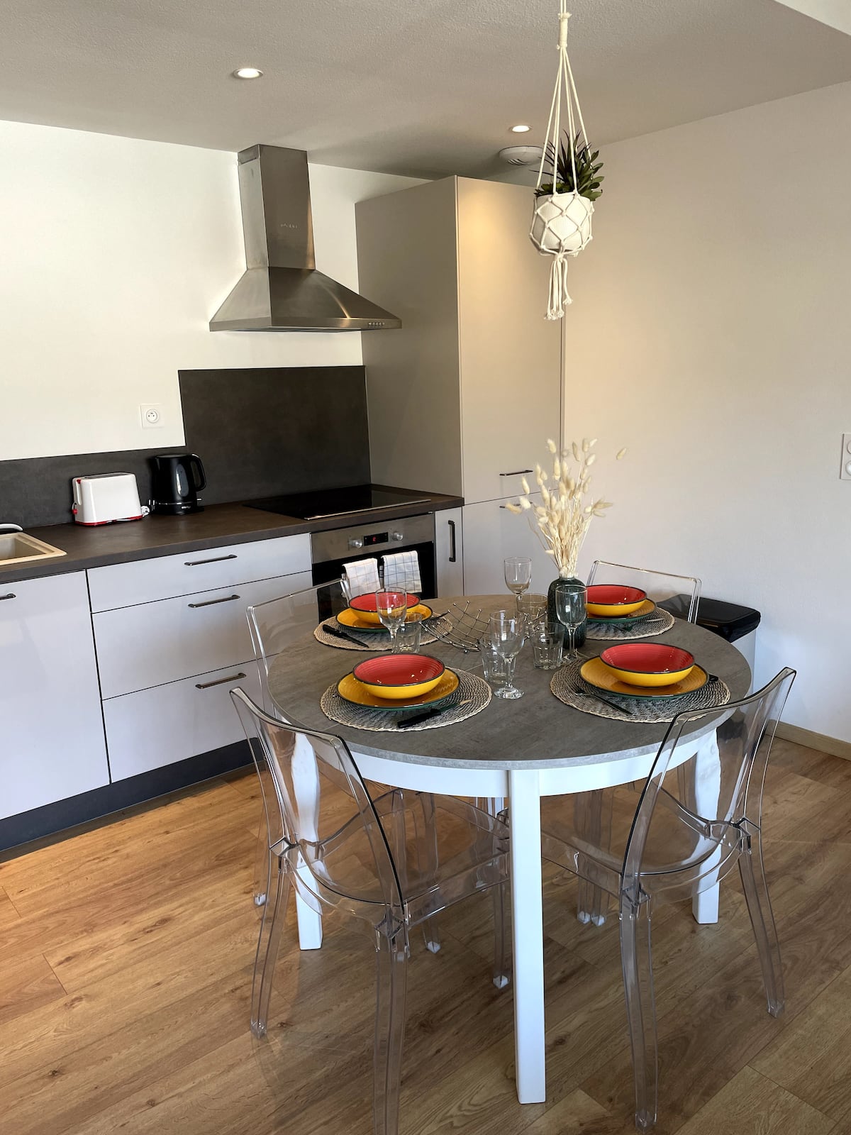 Modern apartment, Bonifacio harbour 2