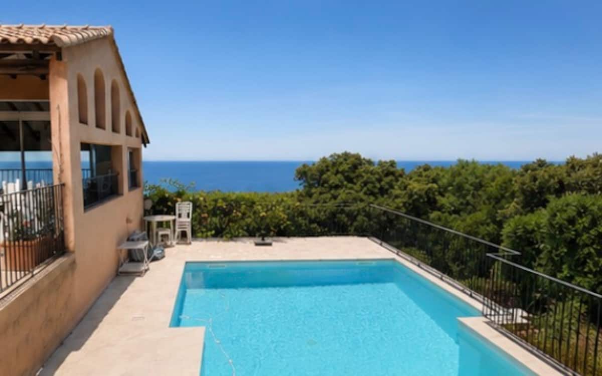 Photo du logement : Villa Azzura, piscina & vista mare
