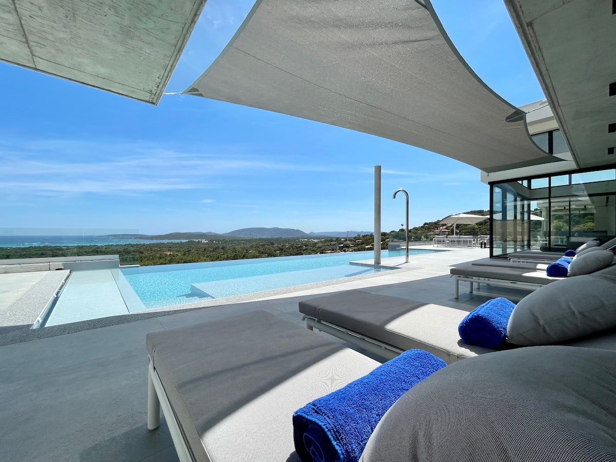 Villa di prestigio con vista mare panoramica, 7 camere 3